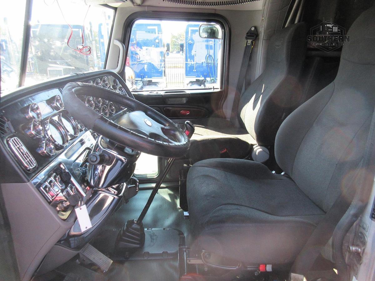 Used 2018 PETERBILT 389