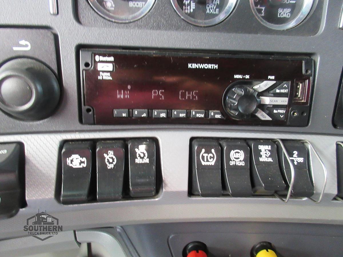 Used 2021 KENWORTH T880