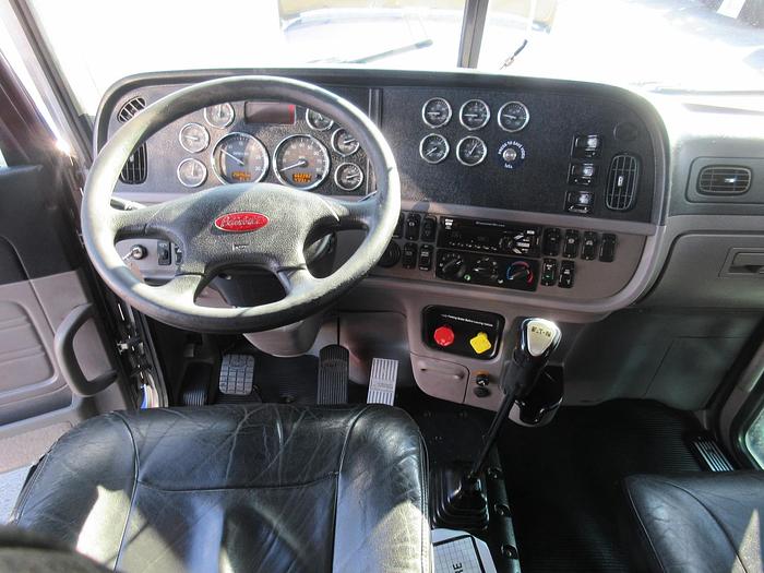 Used 2014 PETERBILT 389