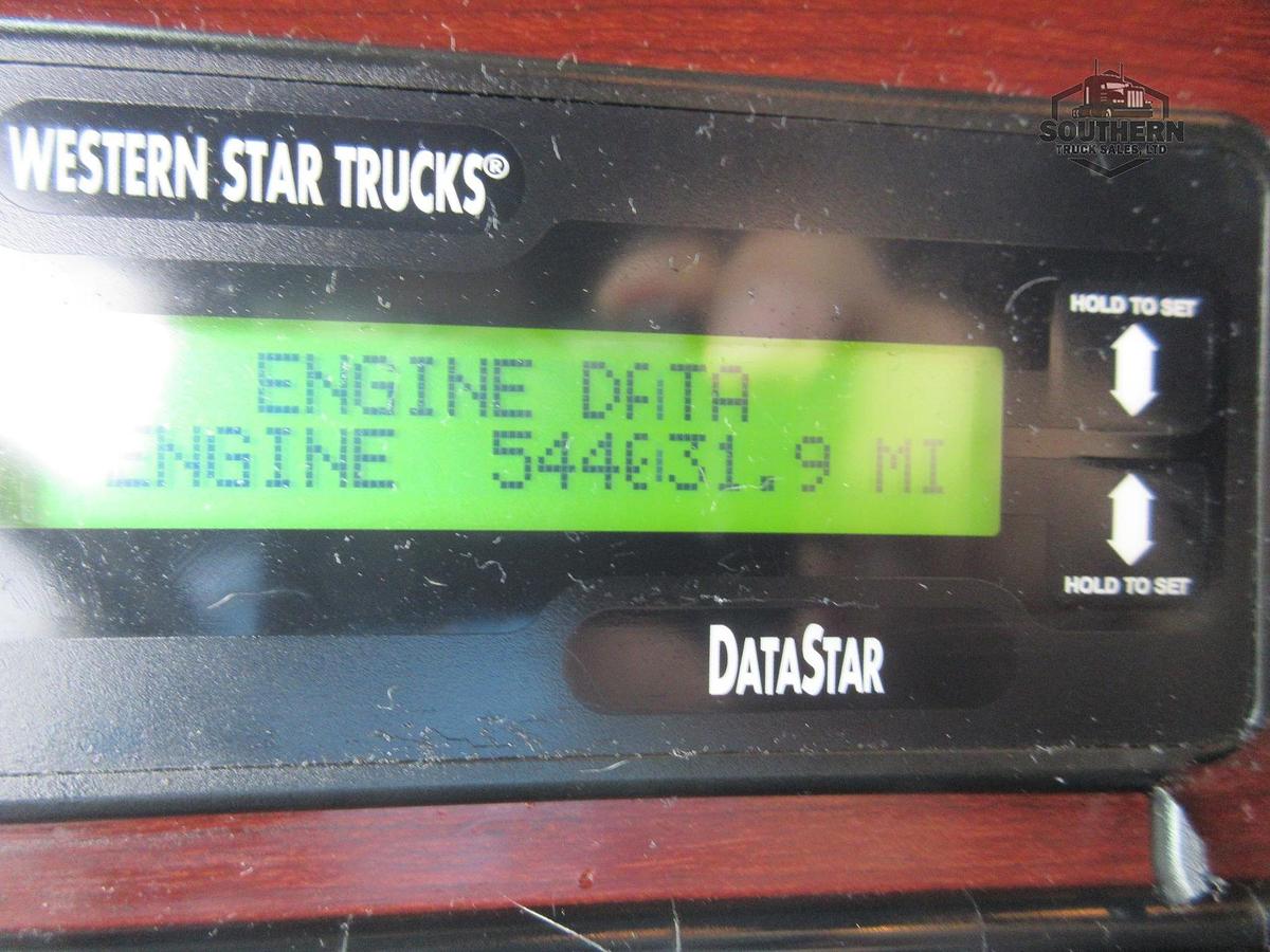 Used 2018 WESTERN STAR 4900