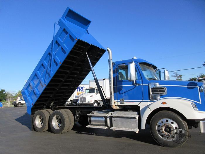 Used 2015 FREIGHTLINER CORONADO 122 SD