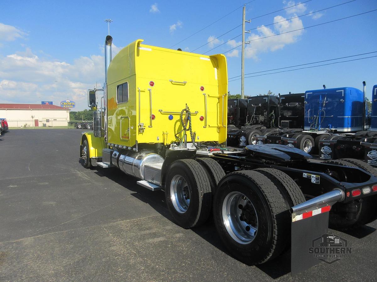 Used 2019 PETERBILT 389