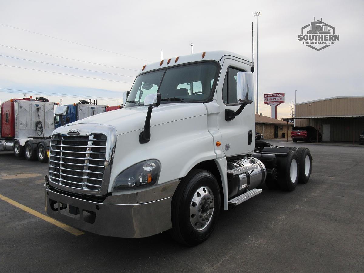 Used 2020 FREIGHTLINER CASCADIA 125