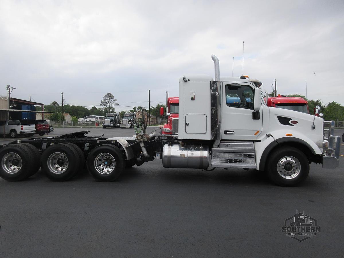 Used 2019 PETERBILT 567