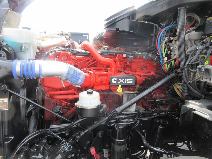 Used 2021 KENWORTH T880