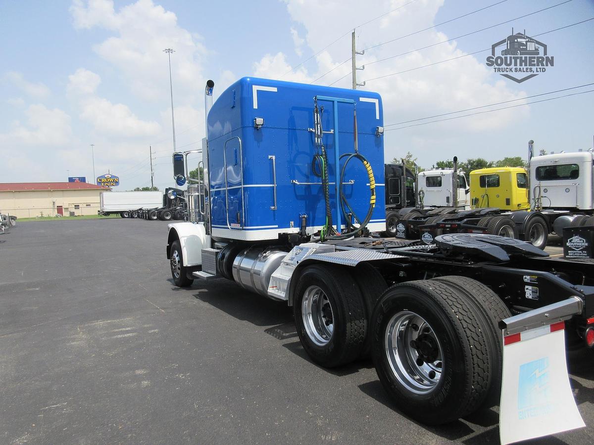 Used 2019 PETERBILT 389