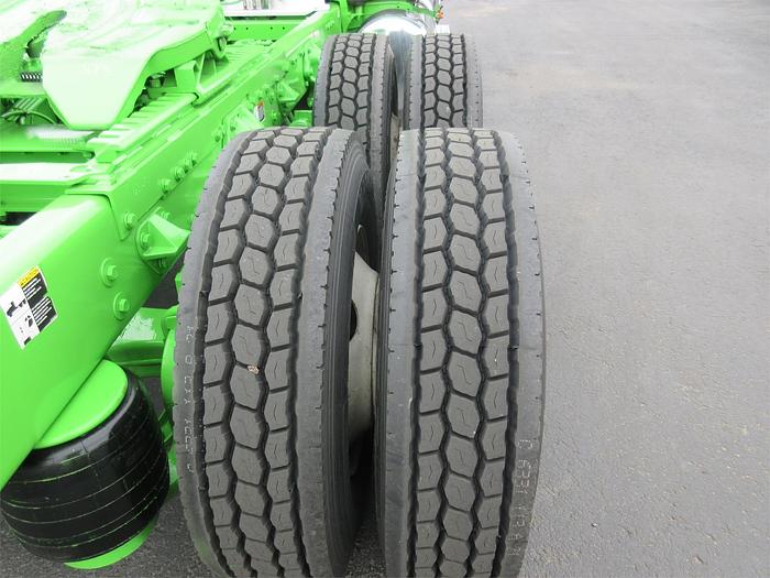 Used 2022 PETERBILT 389