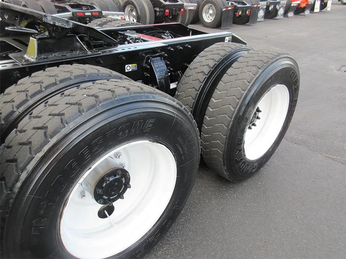 Used 2019 PETERBILT 567