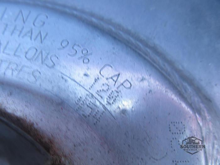 Used 2011 KENWORTH T800