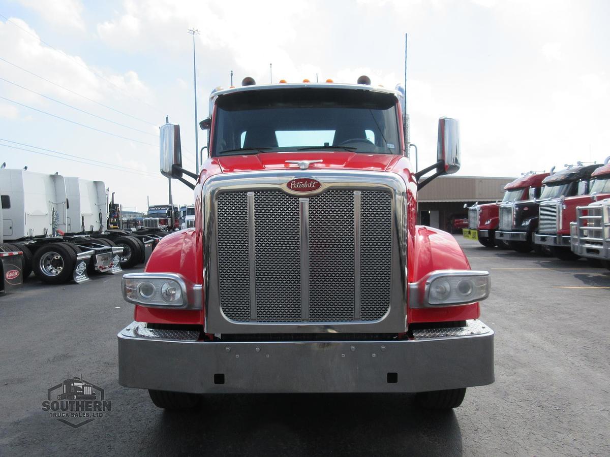Used 2019 PETERBILT 567