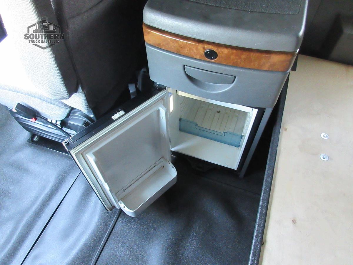Used 2021 INTERNATIONAL LT