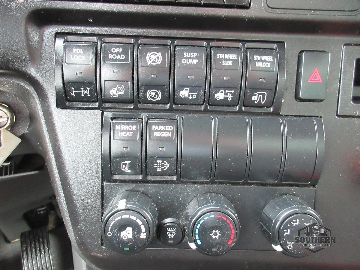 Used 2021 INTERNATIONAL LT