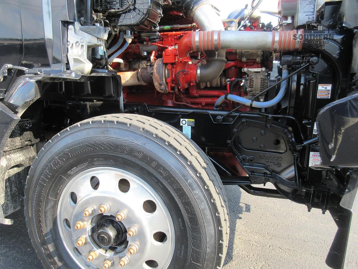 Used 2023 KENWORTH T880