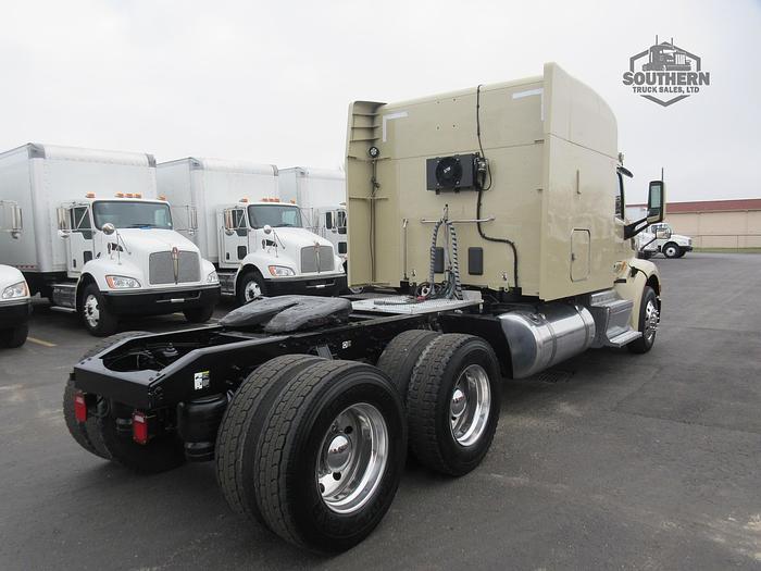 Used 2017 PETERBILT 579