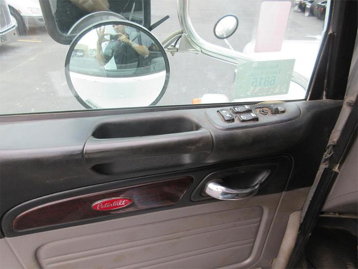 Used 2015 PETERBILT 365