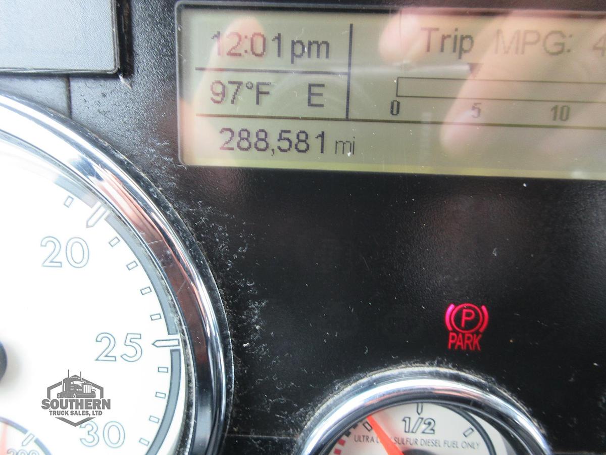 Used 2019 FREIGHTLINER CORONADO 122 SD