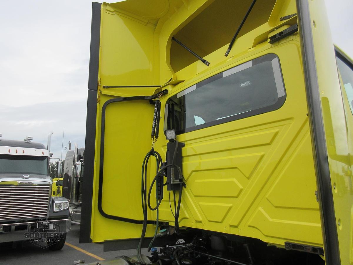 Used 2023 INTERNATIONAL LT