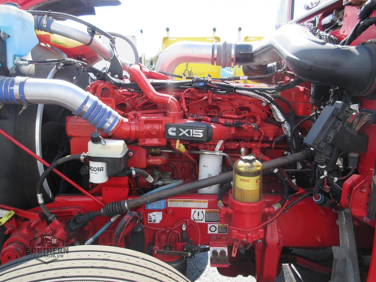 Used 2022 PETERBILT 389