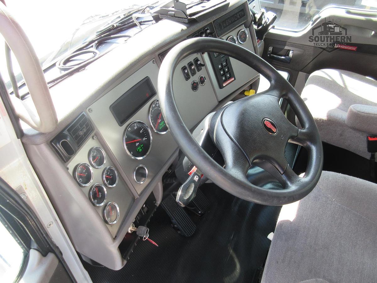 Used 2021 KENWORTH T270
