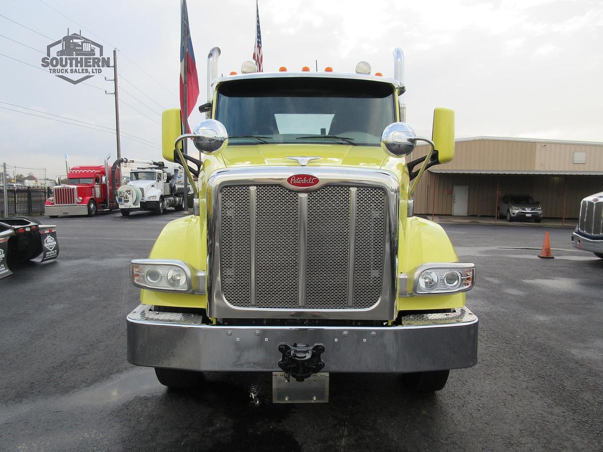 Used 2020 PETERBILT 567