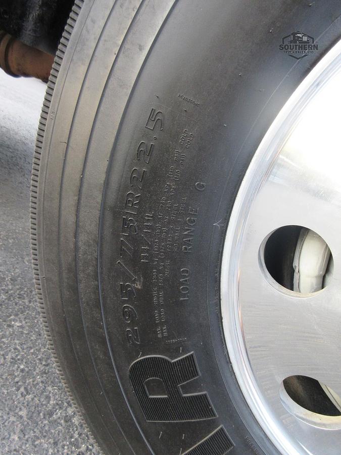 Used 2018 PETERBILT 389