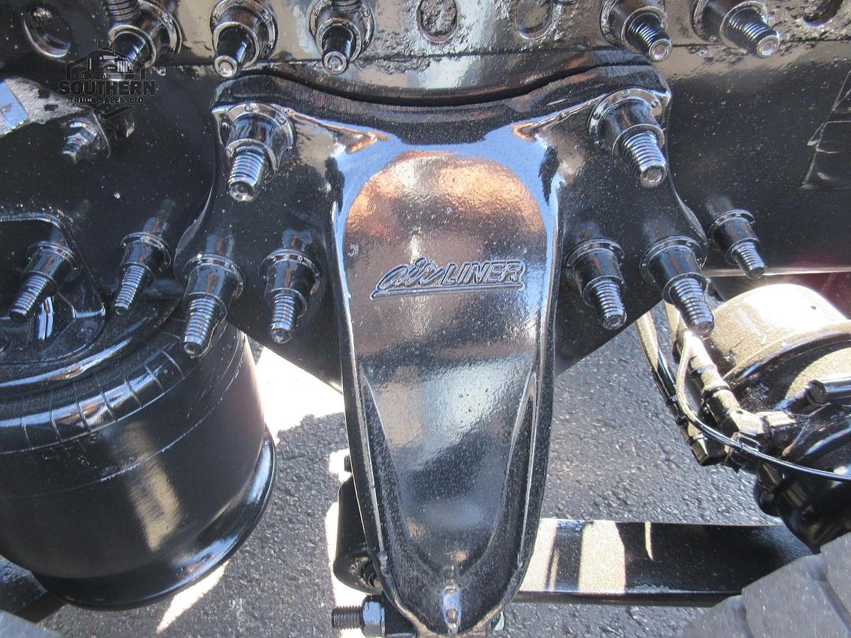 Used 2018 FREIGHTLINER CASCADIA 113