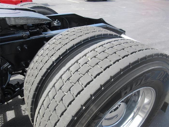 Used 2015 PETERBILT 579