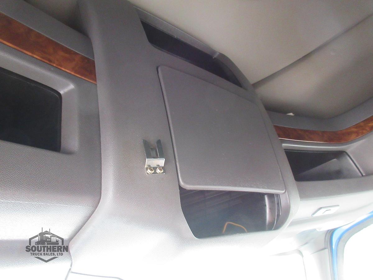 Used 2021 INTERNATIONAL LT