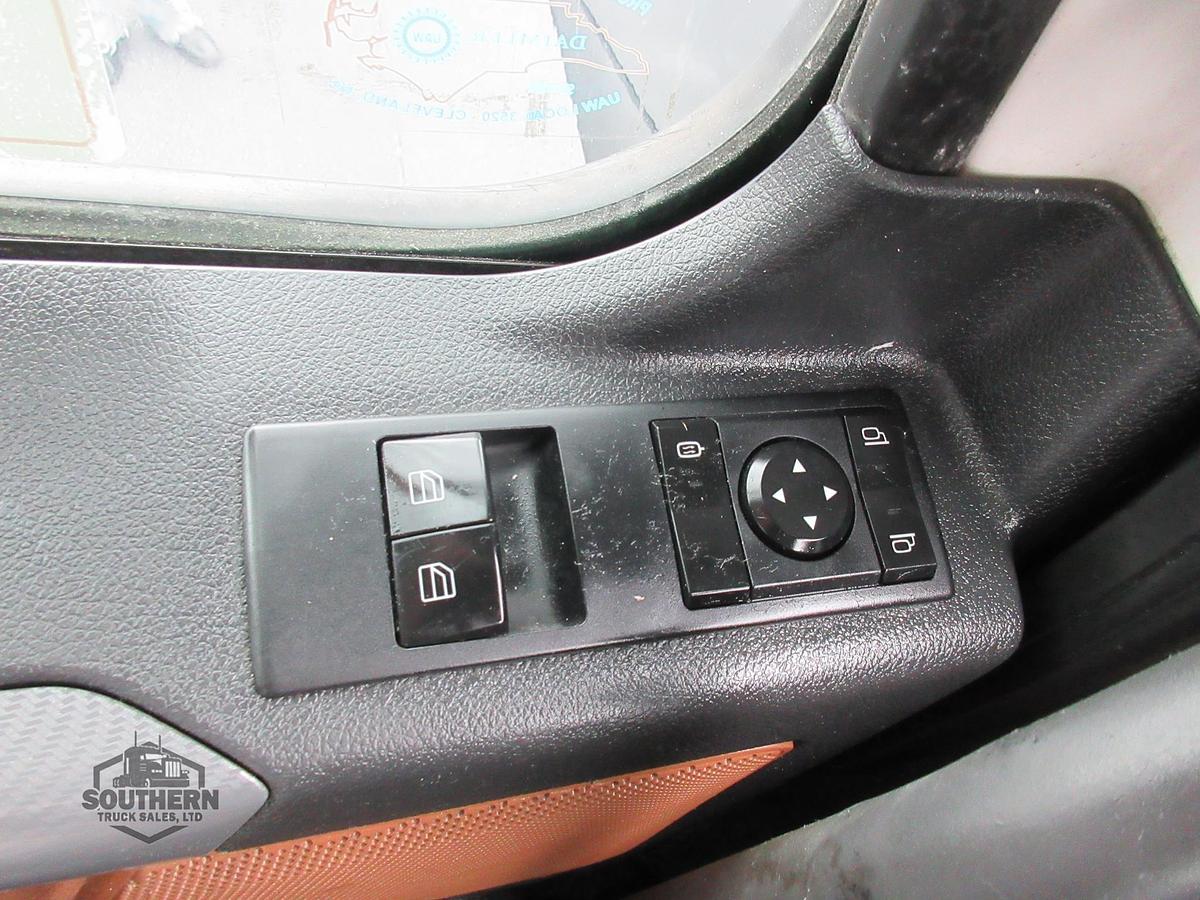 Used 2020 FREIGHTLINER CASCADIA 126