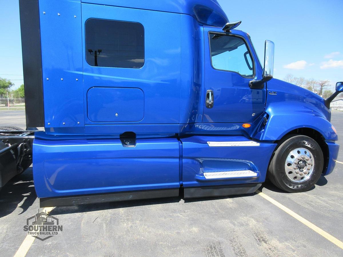 Used 2021 INTERNATIONAL LT