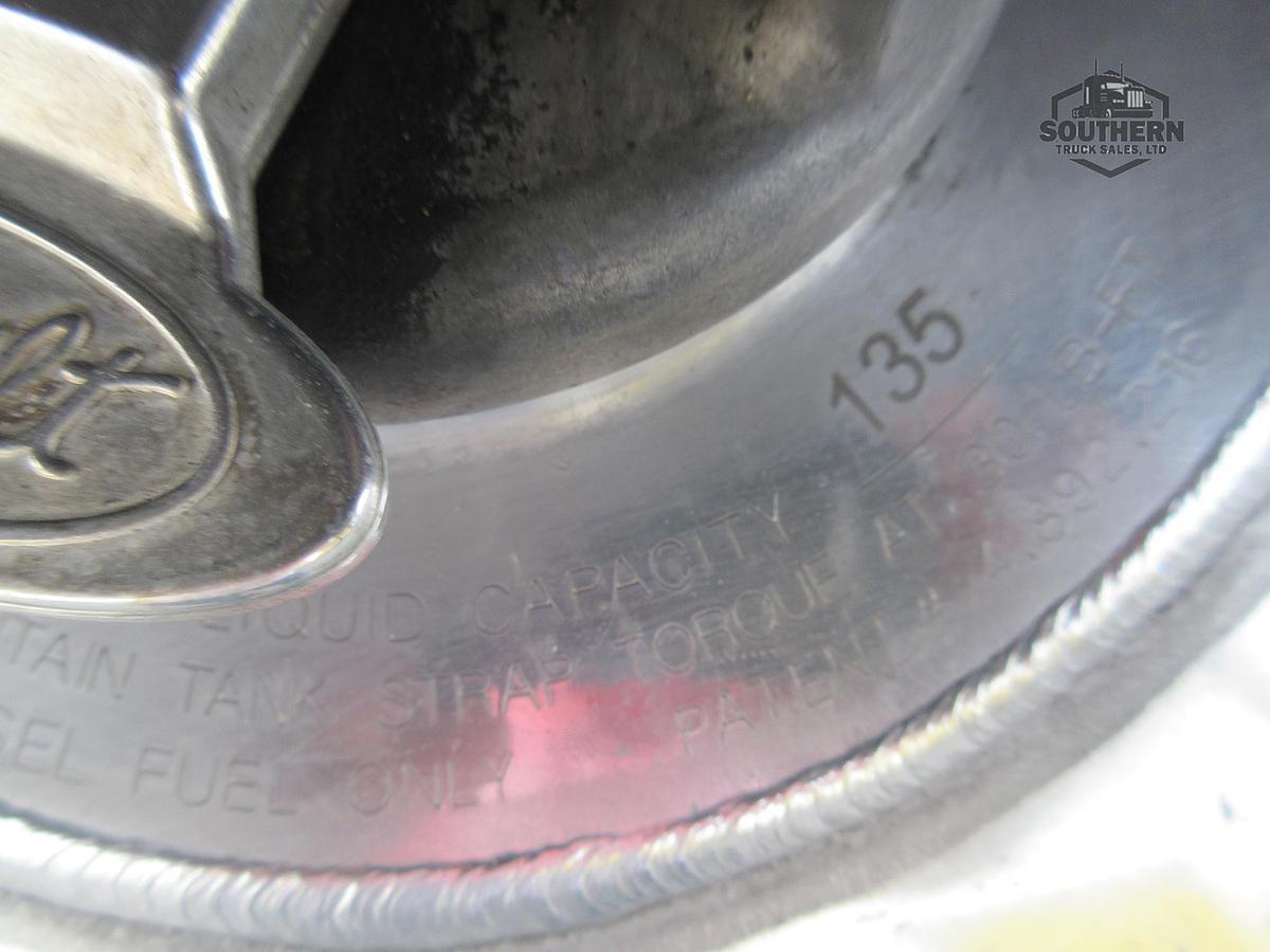 Used 2021 PETERBILT 567