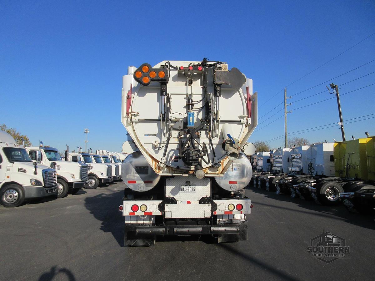 Used 2013 KENWORTH T800