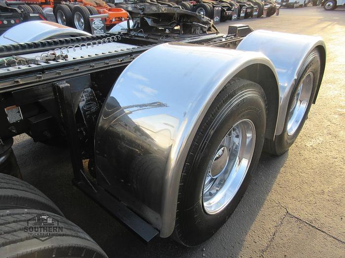 Used 2020 PETERBILT 389