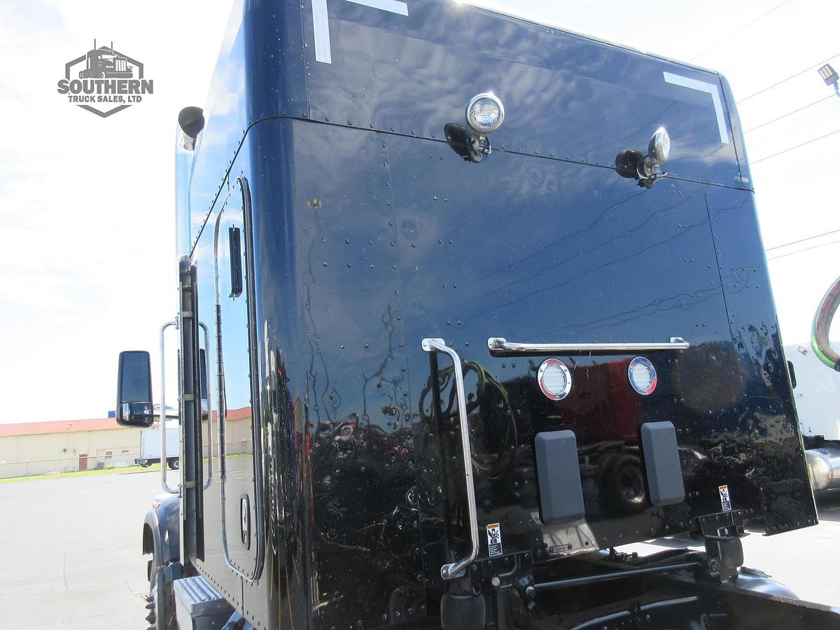 Used 2023 PETERBILT 567