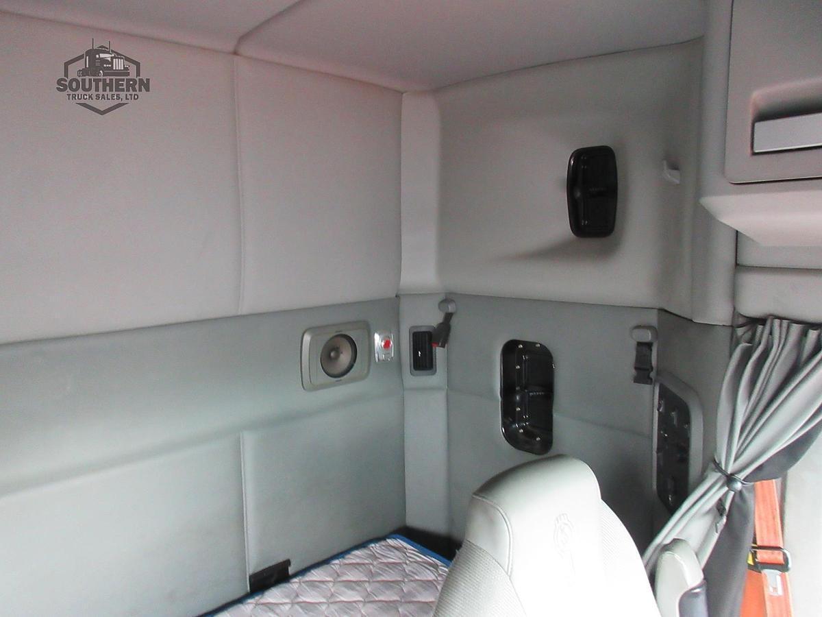 Used 2019 KENWORTH T680