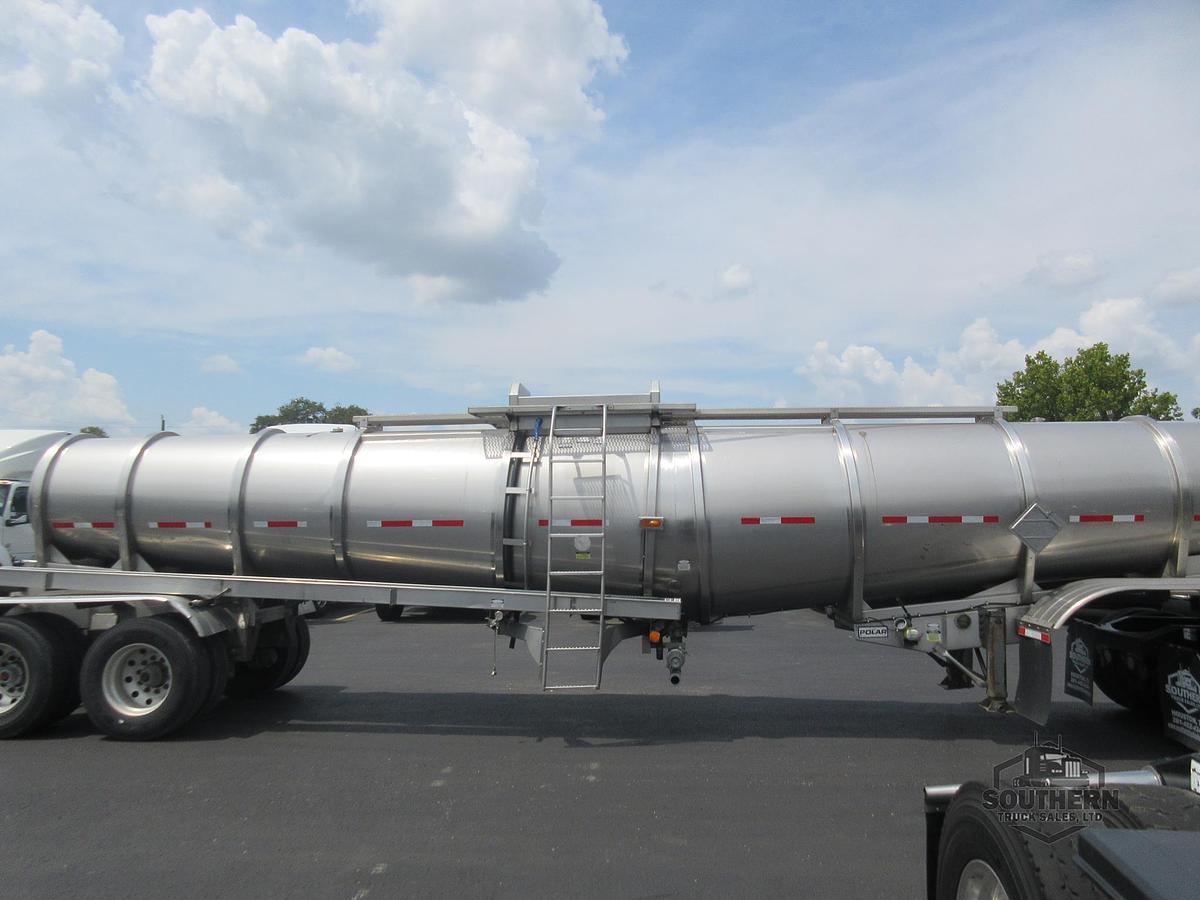 Used 2014 POLAR 42 ft