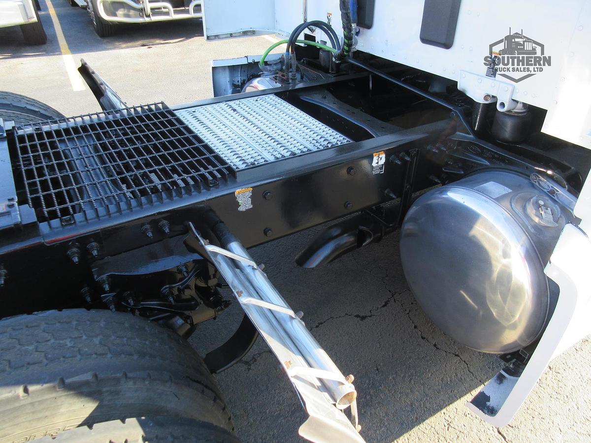 Used 2018 PETERBILT 579