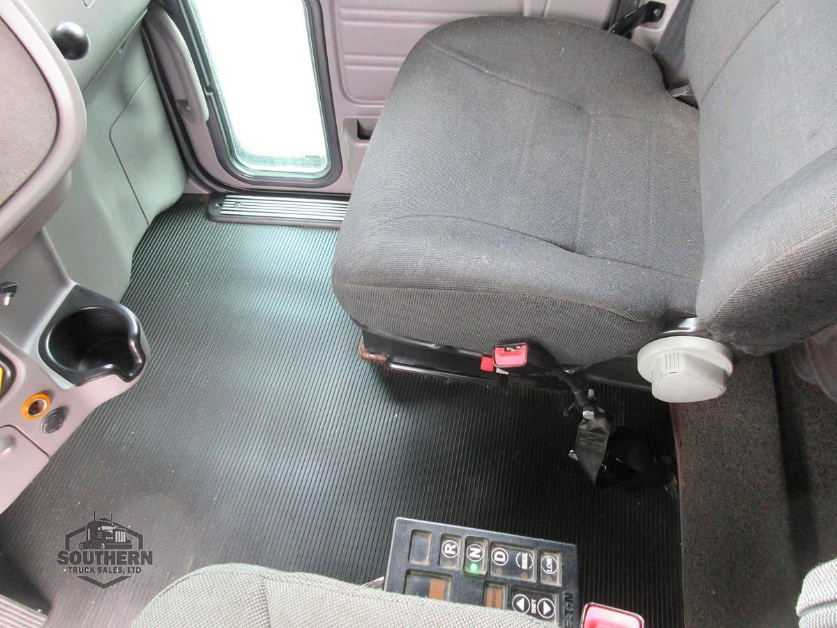 Used 2019 PETERBILT 389