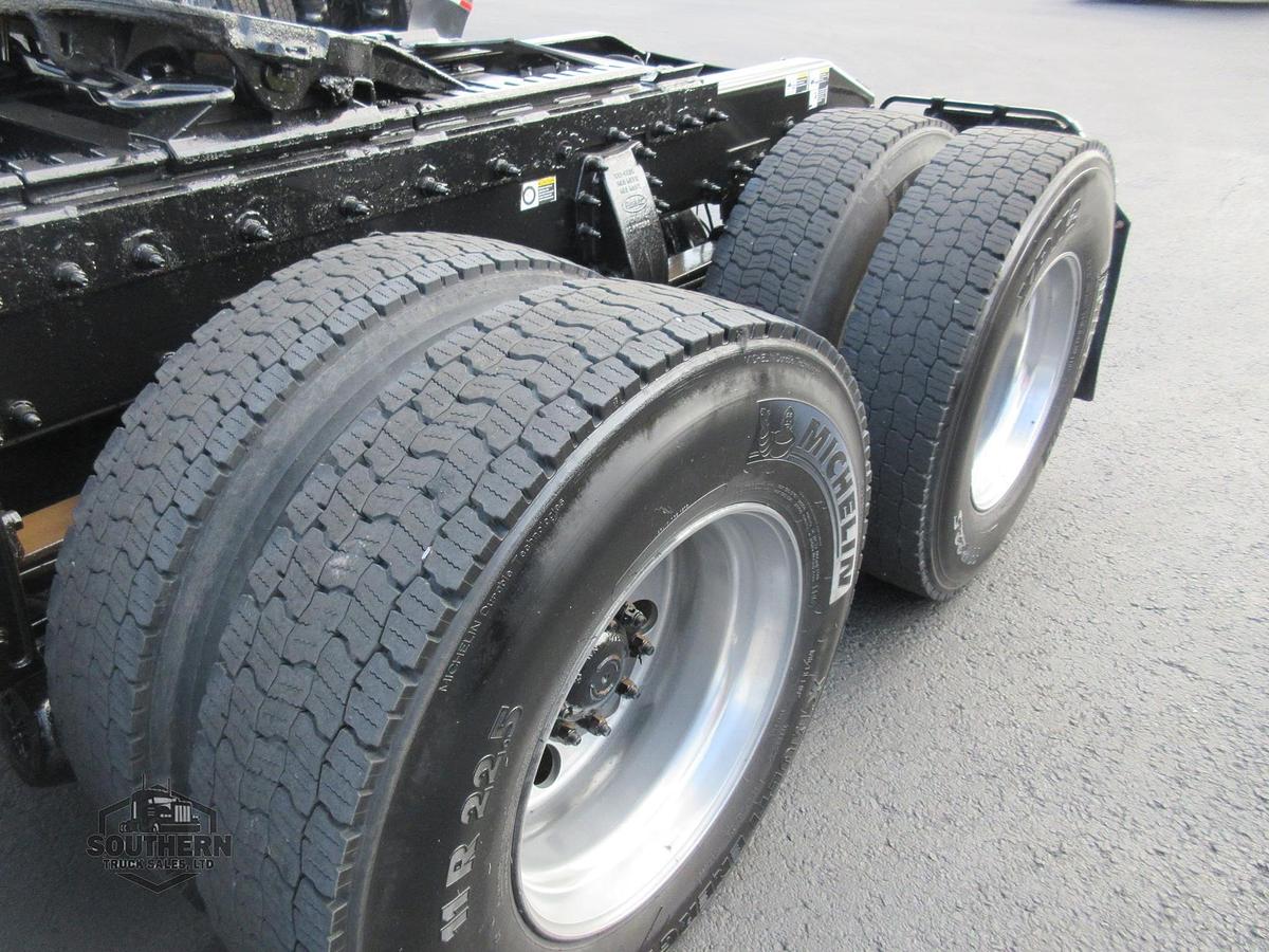 Used 2019 PETERBILT 567