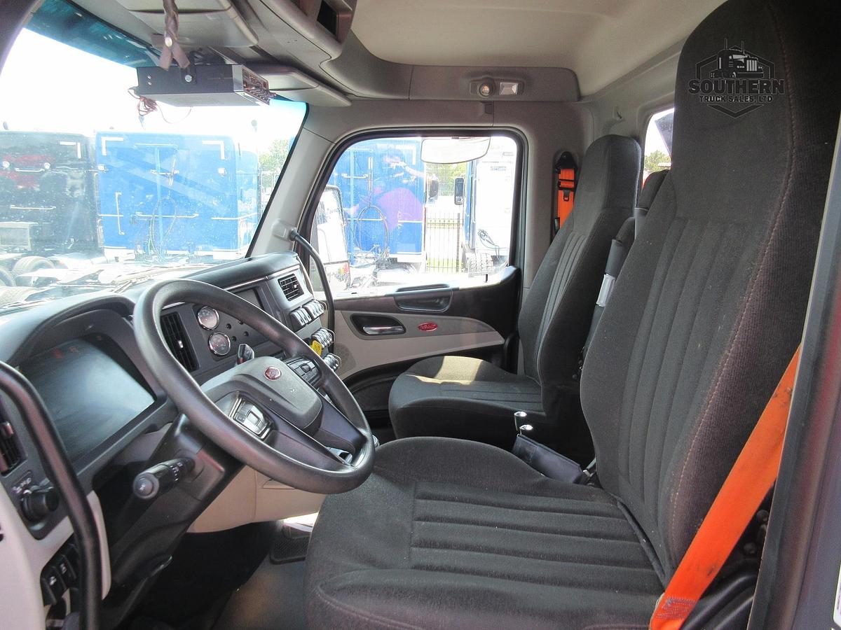 Used 2025 PETERBILT 567