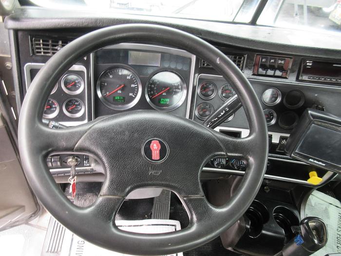 Used 2015 KENWORTH W900