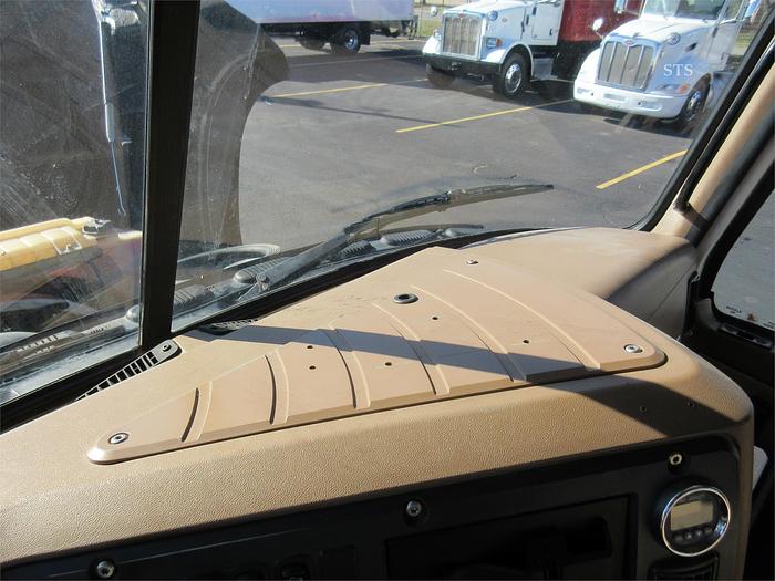 Used 2012 MACK GRANITE GU713