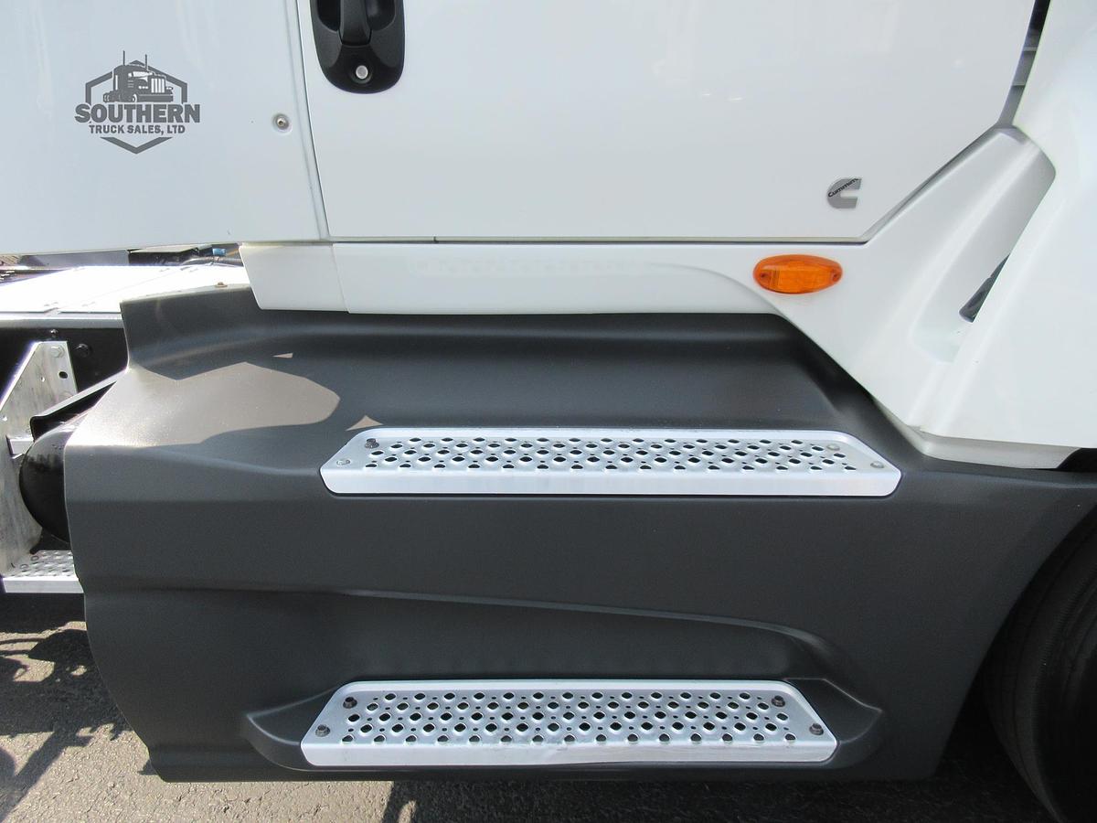 Used 2021 INTERNATIONAL LT