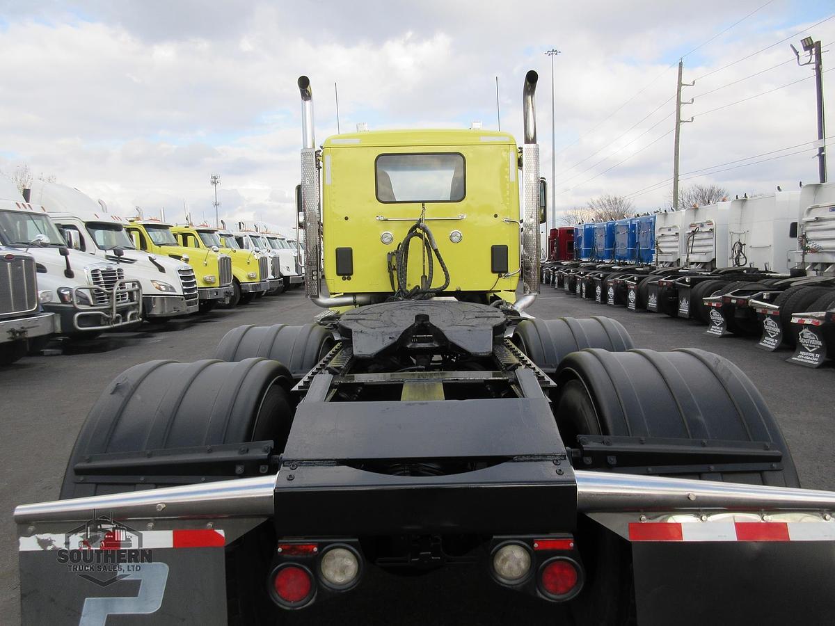Used 2020 PETERBILT 567