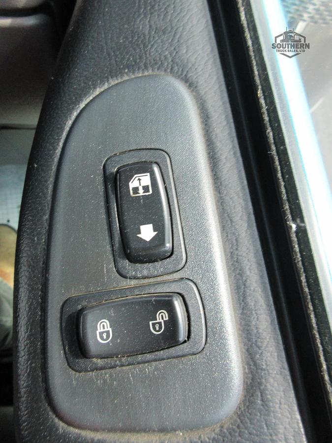 Used 2021 PETERBILT 389