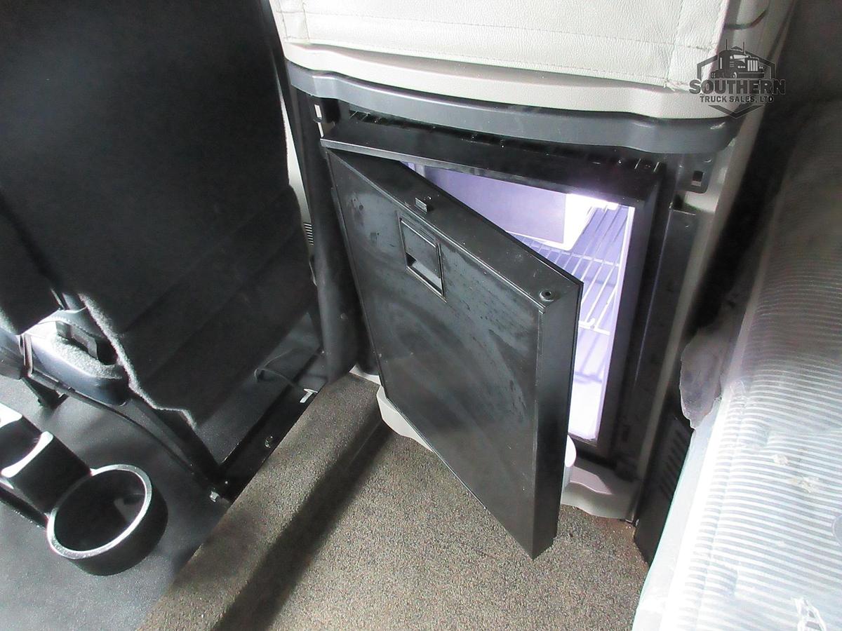 Used 2023 PETERBILT 567