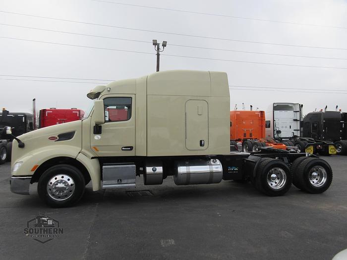 Used 2017 PETERBILT 579