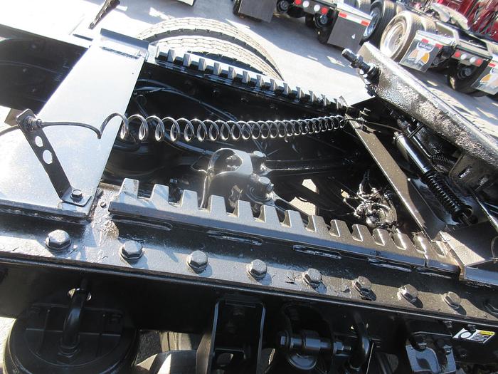 Used 2021 KENWORTH T880