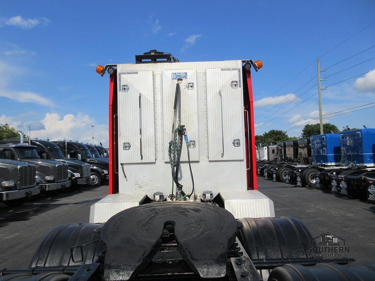 Used 2021 PETERBILT 567