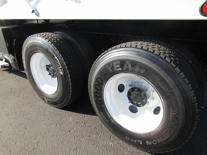 Used 2017 FREIGHTLINER CASCADIA 113